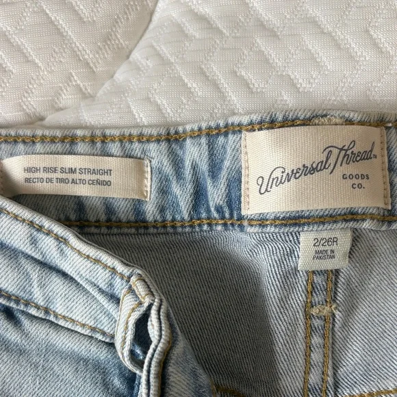 Universal Thread Light Blue High-Rise Slim Jeans - Picture 2 of 4